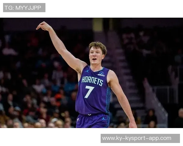 克尼佩尔表现抢眼近期四场比赛场均23分9板4助投篮命中率超46